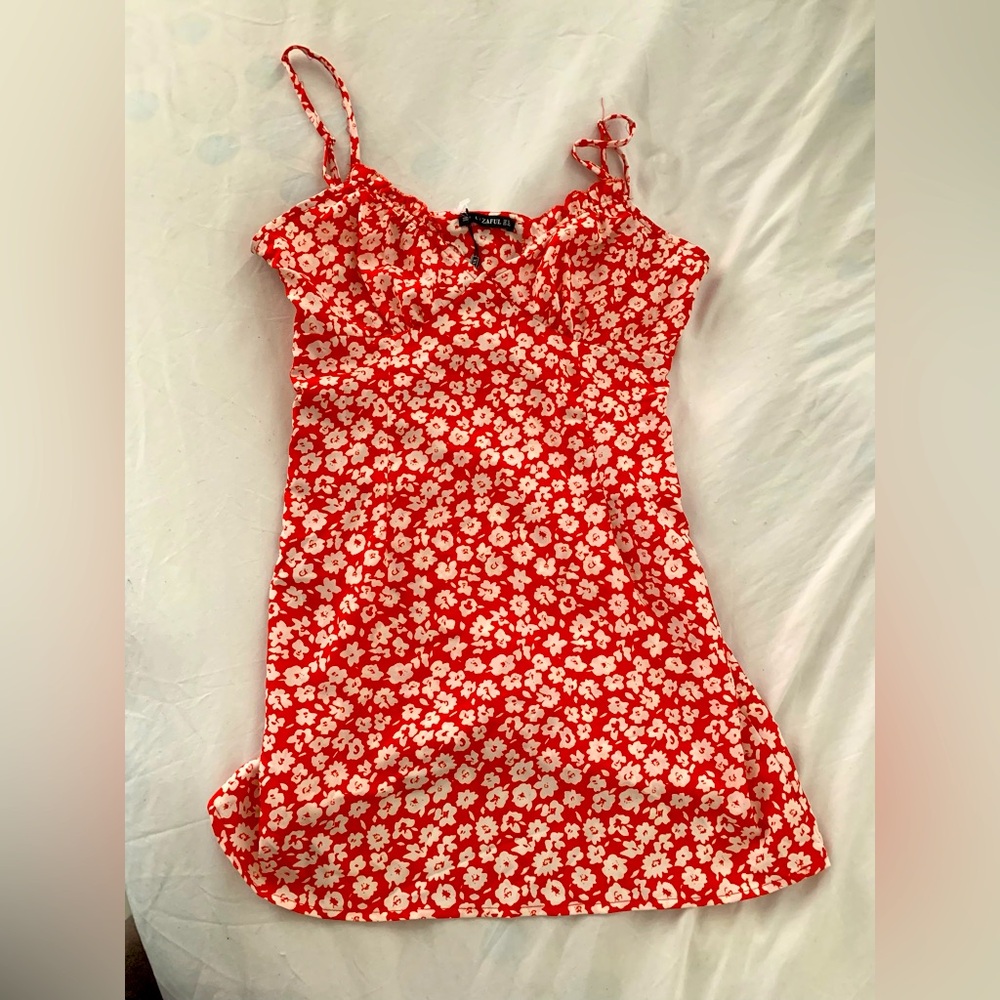 RED & WHITE MINI DRESS WITH SHOULDER STRING SIZE L